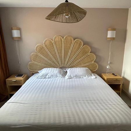 Saint-Remy Apartment Троа Екстериор снимка
