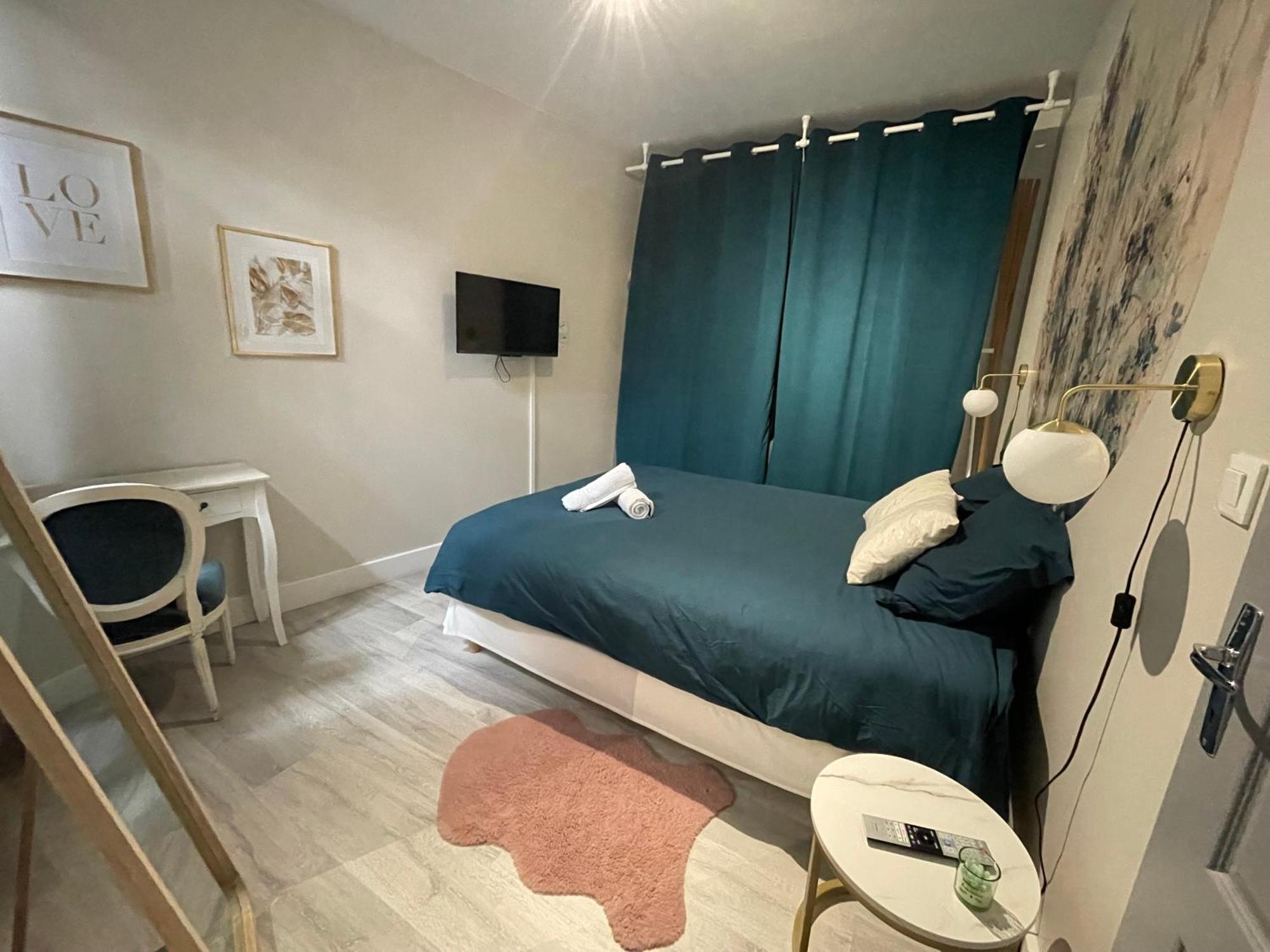 Saint-Remy Apartment Троа Стая снимка