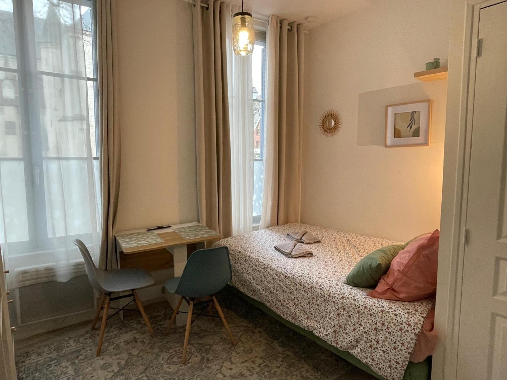 Saint-Remy Apartment Троа Екстериор снимка